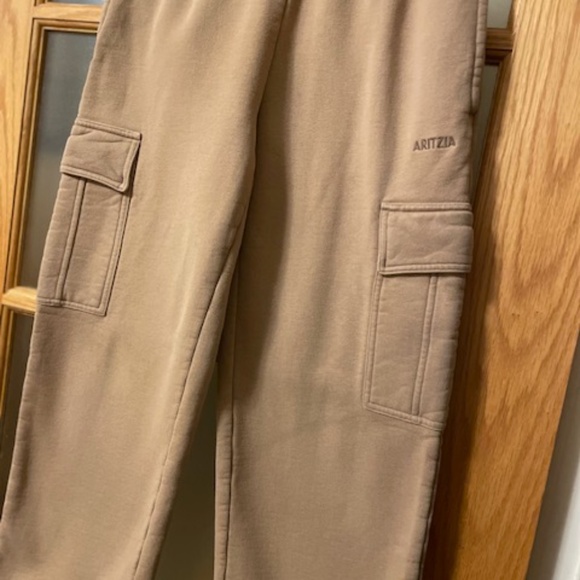Aritzia | Cozy Fleece Mega Drop Shoulder Zip Hoodie + Mega Cargo Sweatpant Set - Picture 10 of 12
